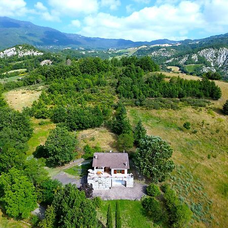 Casa Del Bosco - Vista Mozzafiato & Parco 4 Ettari Vila Bobbio Exterior foto
